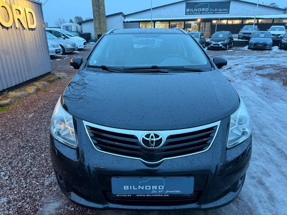 Toyota Avensis 1,8 VVT-i TX stc. 5d