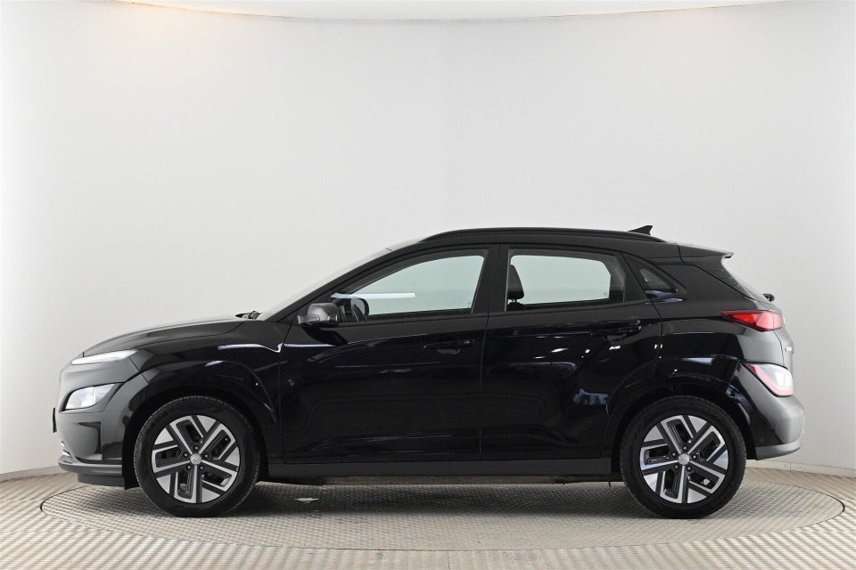 Hyundai Kona 64 EV Essential 5d
