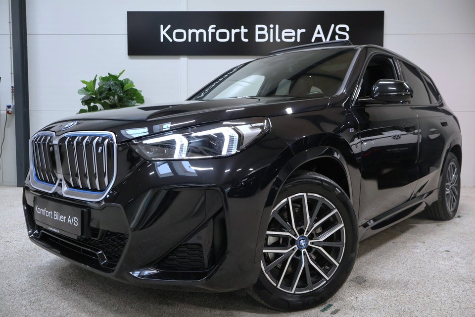 BMW iX1 xDrive30 M-Sport 5d