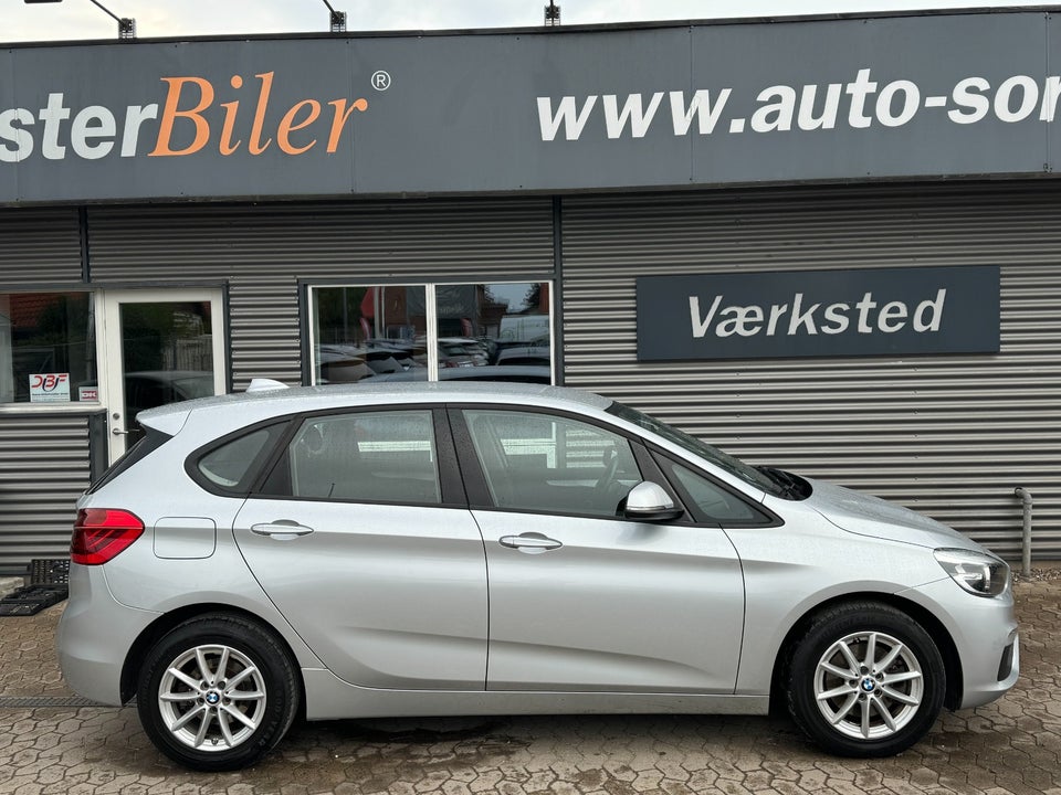 BMW 218i 1,5 Active Tourer 5d