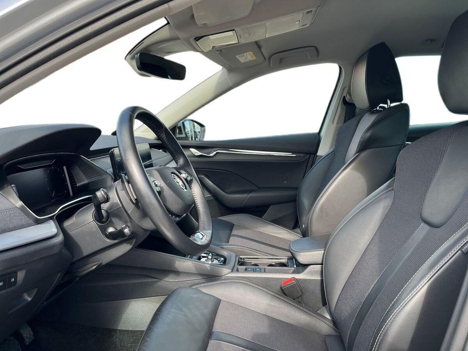 Skoda Octavia 1,4 TSi iV Plus Combi DSG 5d