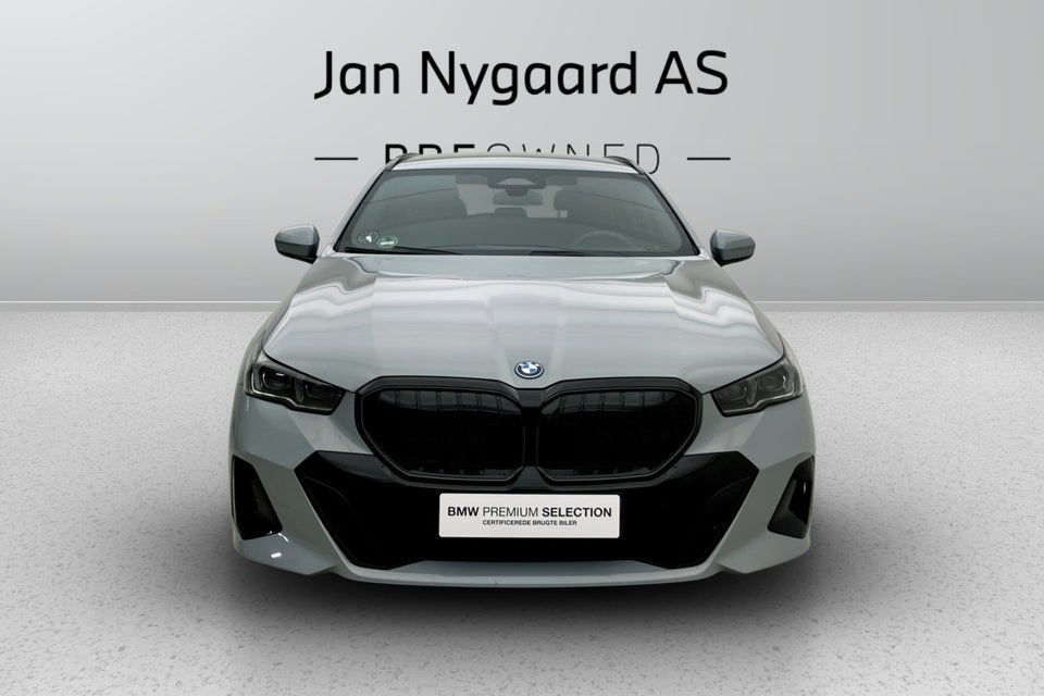 BMW i5 eDrive40 Touring Fully Charged 5d