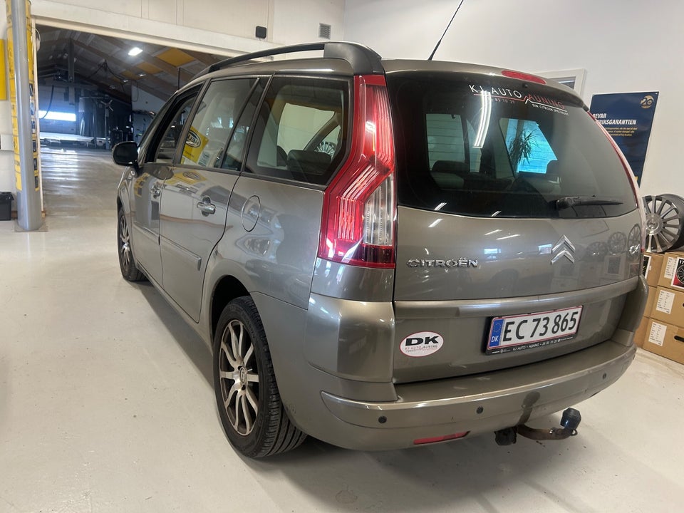 Citroën Grand C4 Picasso 2,0 HDi 138 VTR E6G 7prs 5d