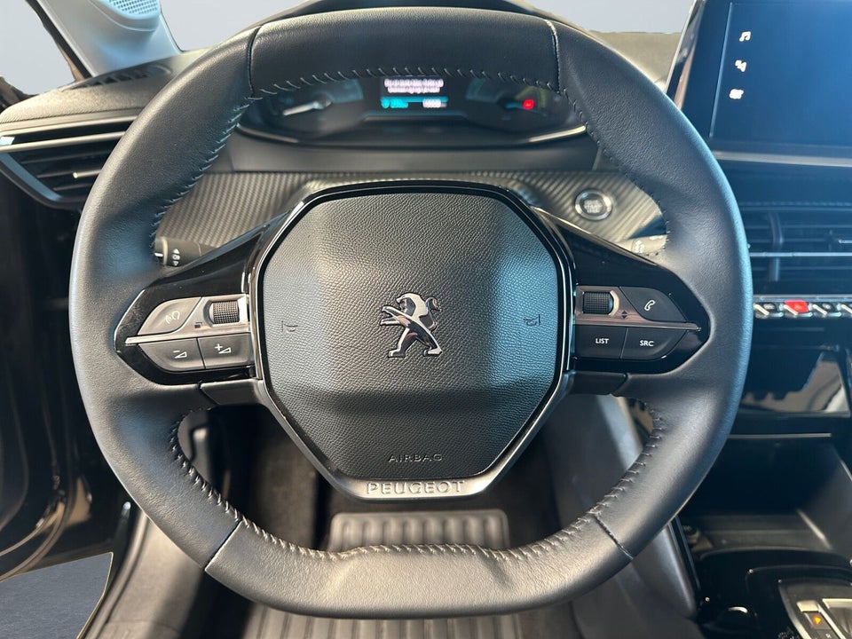 Peugeot e-208 50 Active 5d