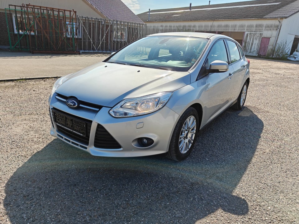Ford Focus 1,0 SCTi 100 Titanium ECO 5d