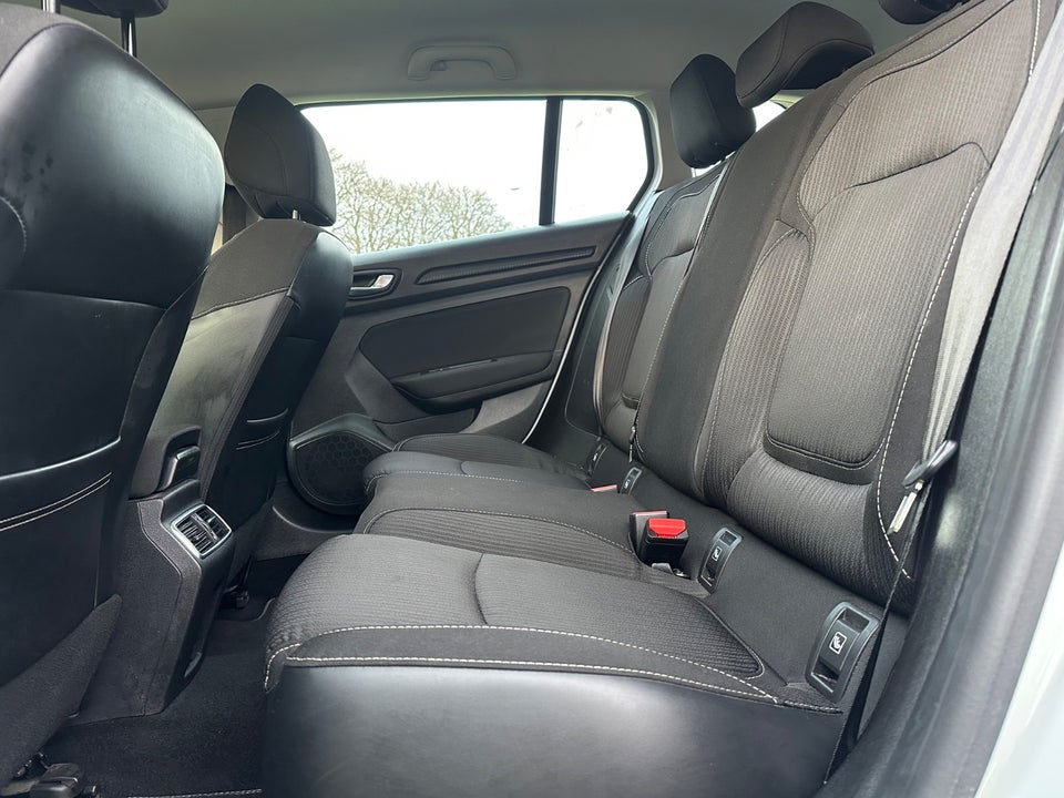 Renault Megane IV 1,5 dCi 90 Zen Sport Tourer 5d