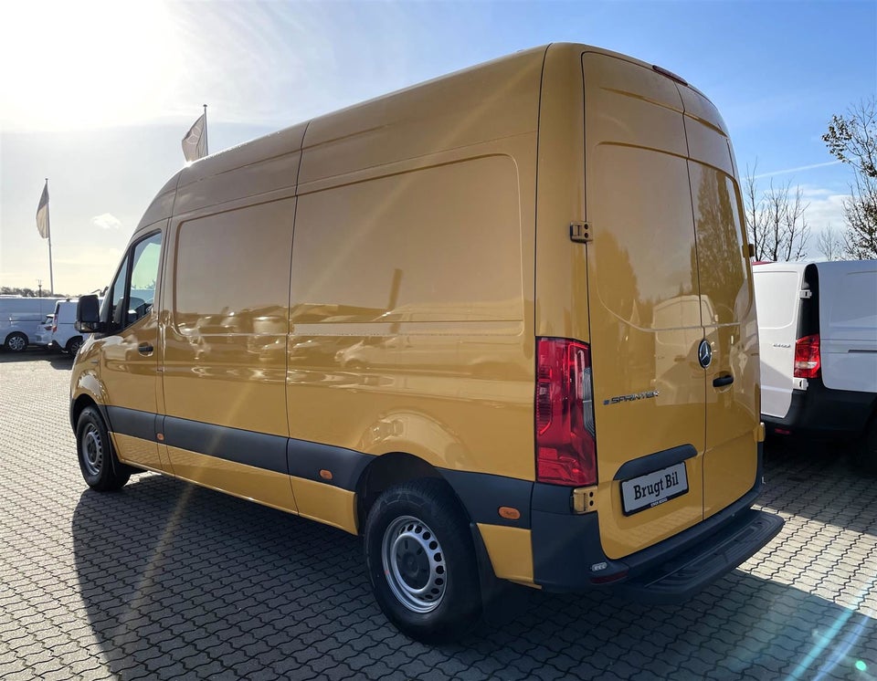 Mercedes eSprinter 312 A2 Kassevogn 3p