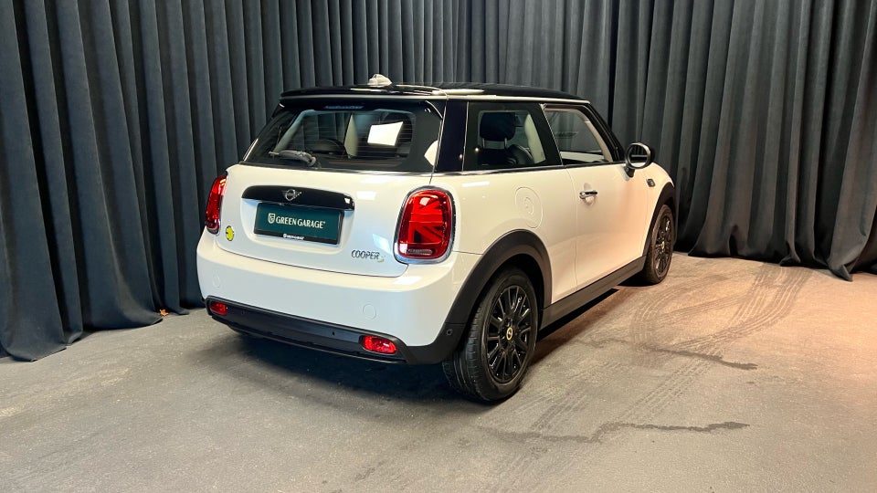 MINI Cooper SE Classic 3d