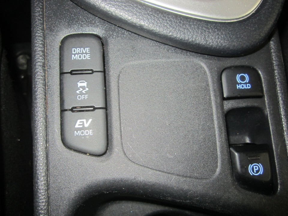 Toyota Yaris 1,5 Hybrid H3 e-CVT 5d