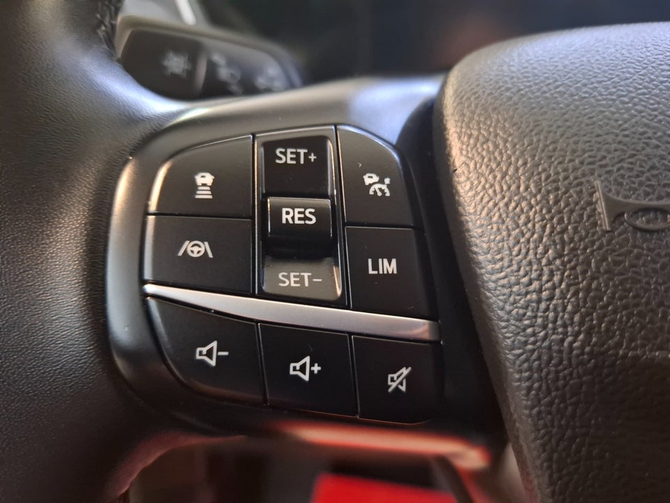 Ford Kuga 2,5 PHEV Titanium X CVT 5d