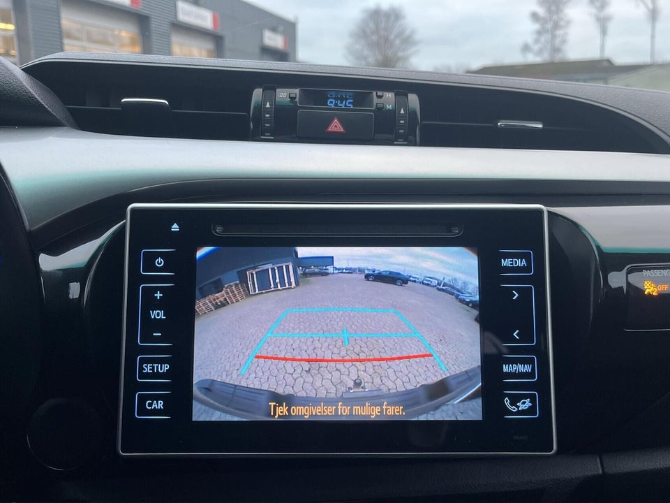 Toyota HiLux 2,4 D-4D 150 T3 Ex.Kab 4x4 4d