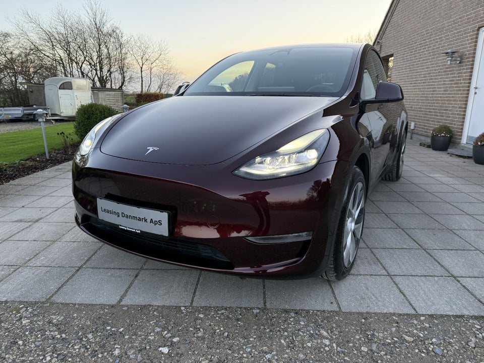 Tesla Model Y Long Range AWD 5d