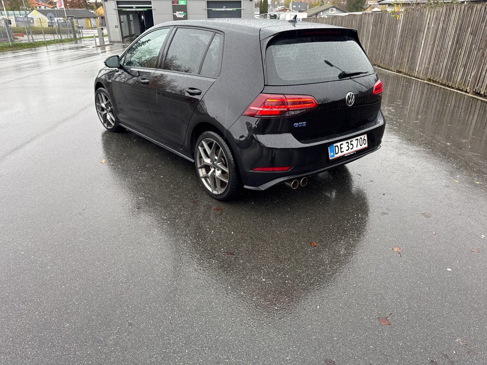 VW Golf VII 1,4 GTE DSG 5d