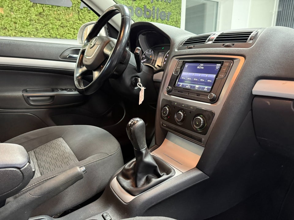 Skoda Octavia 1,2 TSi 105 Ambiente Combi 5d