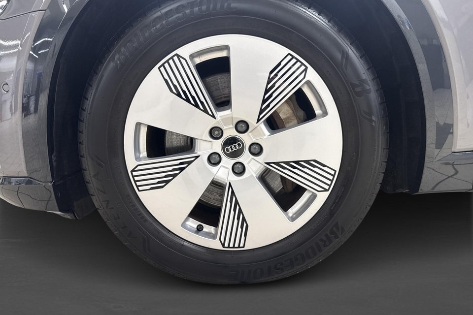 Audi e-tron 55 Advanced quattro 5d