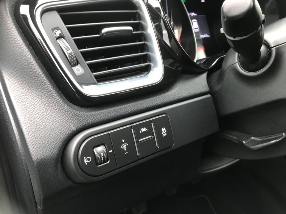 Kia Ceed 1,6 CRDi 136 Intro Edition 5d