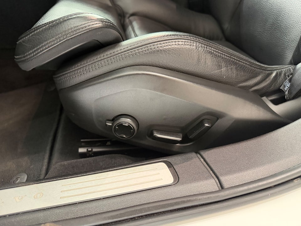 Volvo V60 2,0 D4 190 Inscription aut. 5d