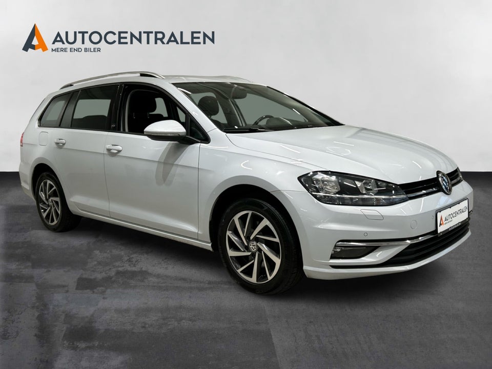 VW Golf VII 1,6 TDi 115 Comfortline Variant DSG 5d