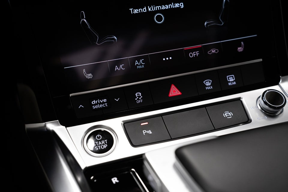 Audi e-tron 50 quattro 5d