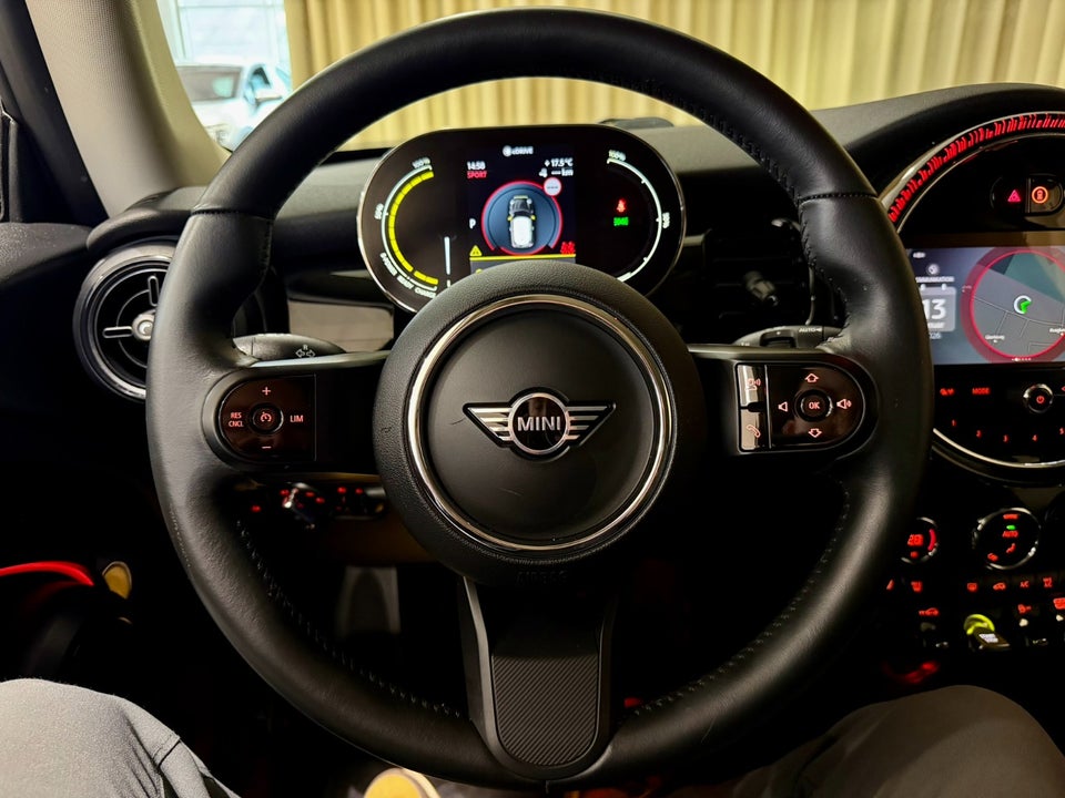 MINI Cooper SE Camden Edition 3d