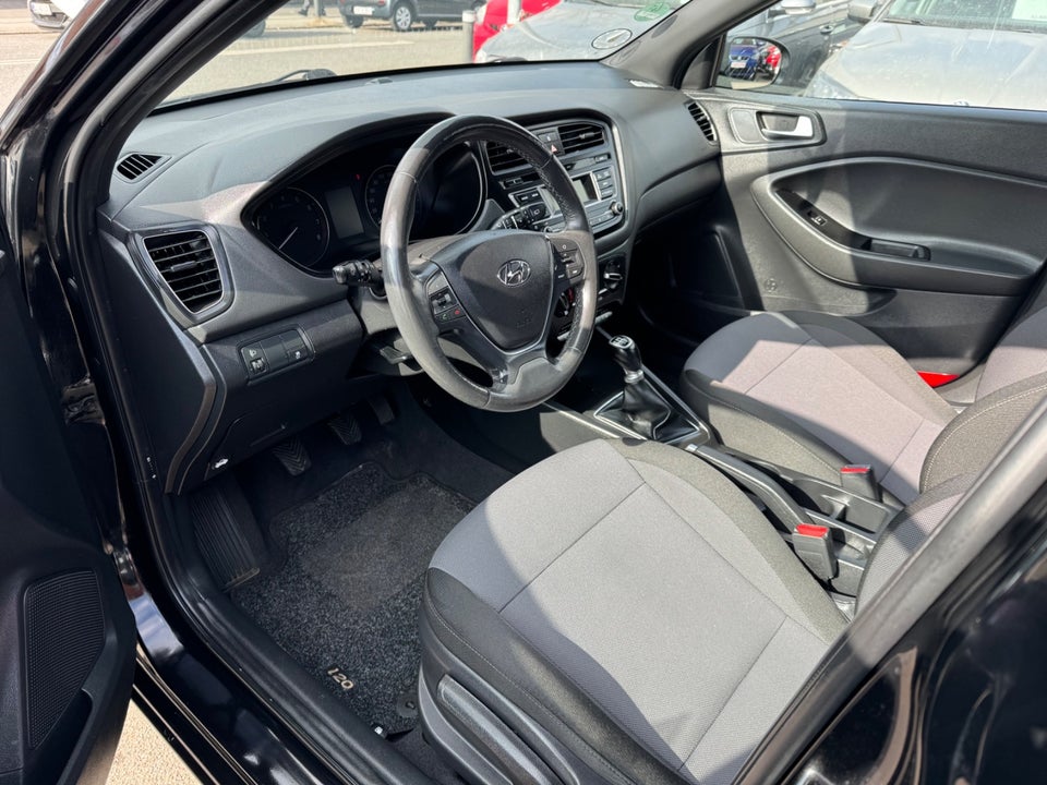 Hyundai i20 1,25 Fresh 5d