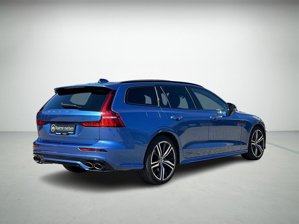 Volvo V60 2,0 T8 ReCharge R-Design aut. AWD 5d