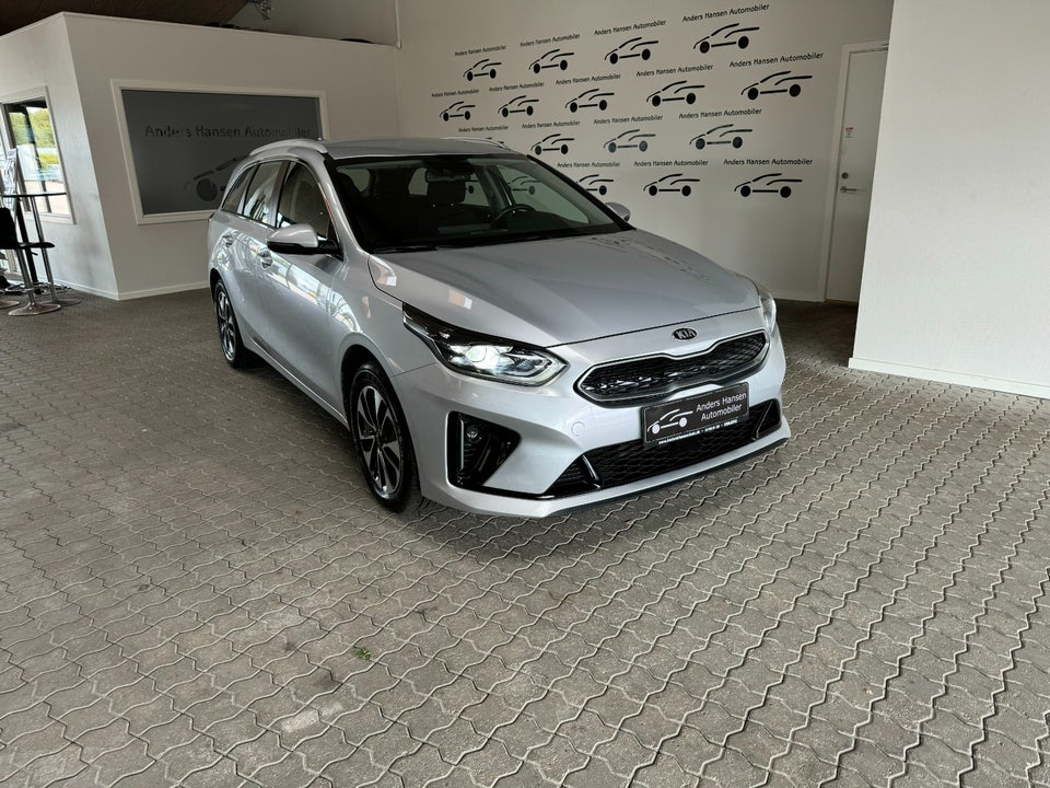 Kia Ceed 1,6 PHEV Prestige SW DCT 5d