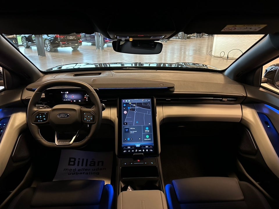 Ford Explorer 82 Premium Extended Range 5d