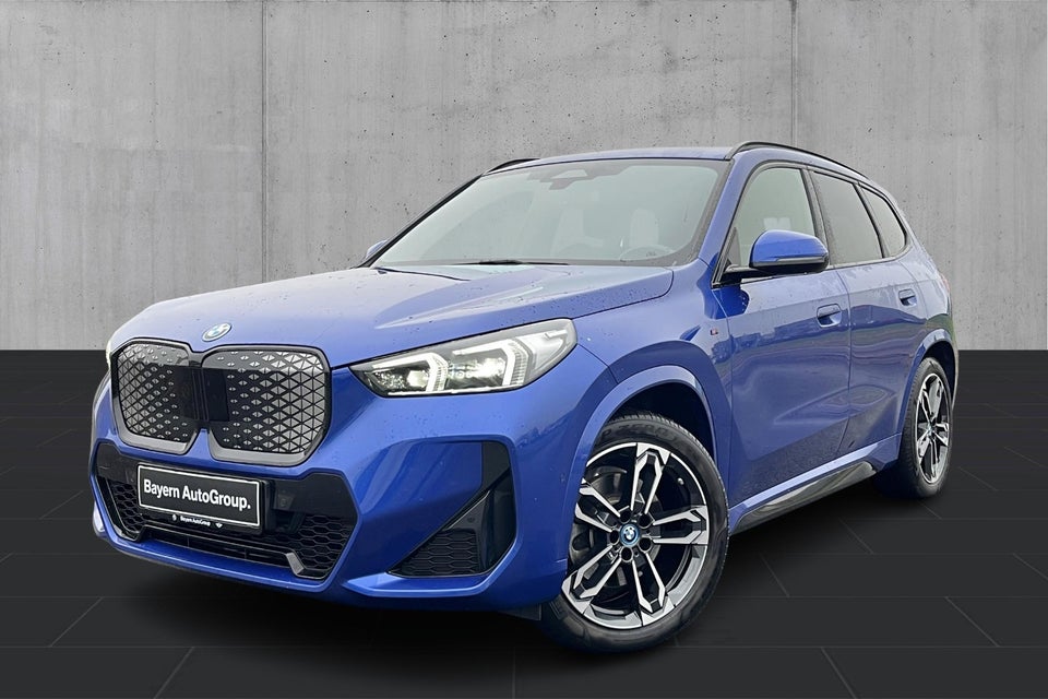 BMW iX1 xDrive30 M-Sport Premium 5d