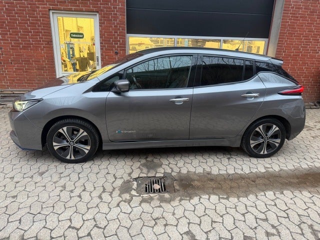 Nissan Leaf 62 e+ Tekna 5d
