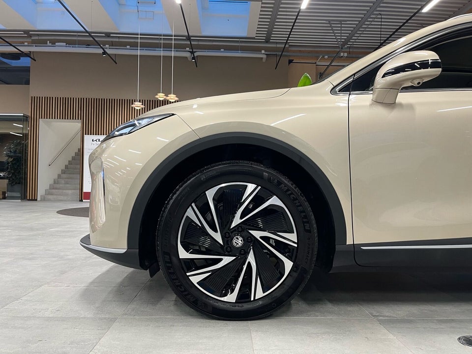 MG MGS6 77 Luxury Long Rang 5d