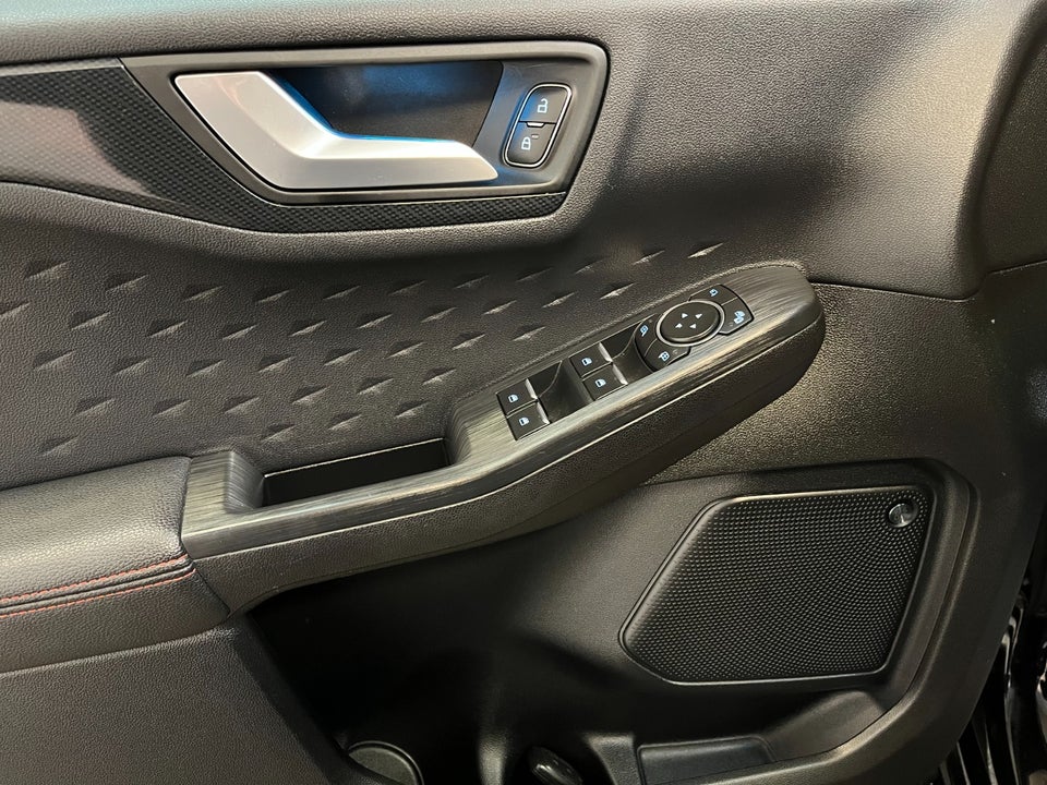 Ford Kuga 2,5 PHEV ST-Line X CVT 5d