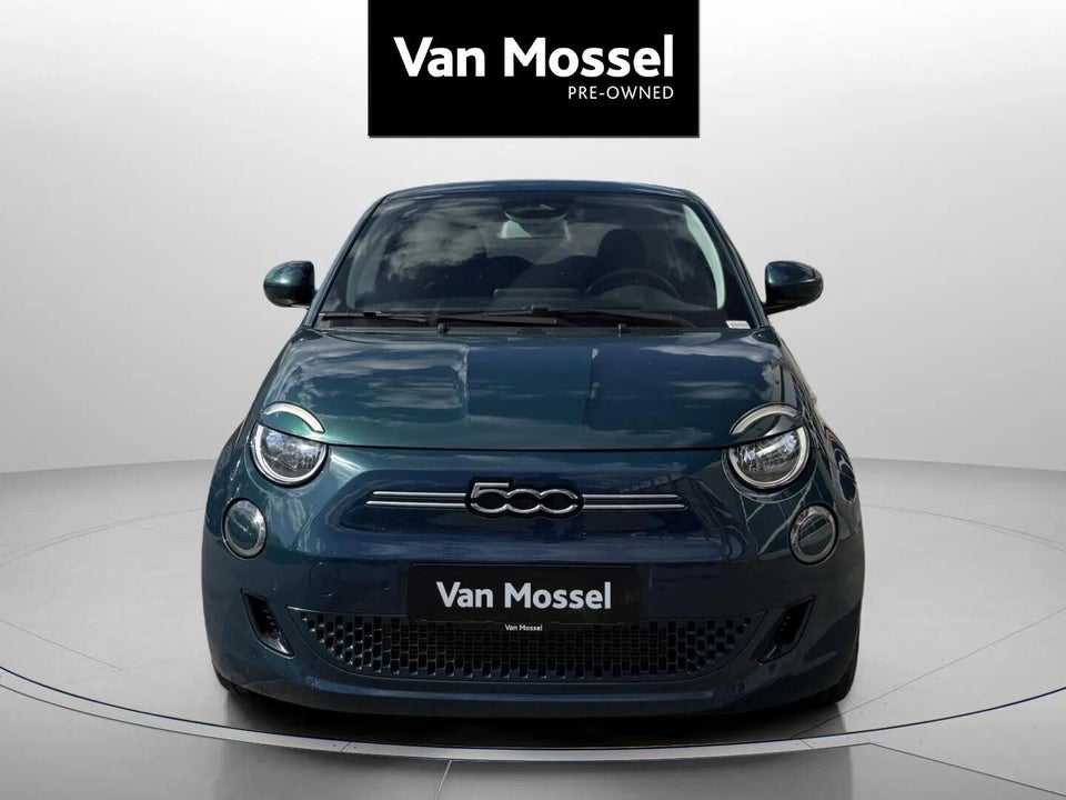Fiat 500e 42 Icon 3d