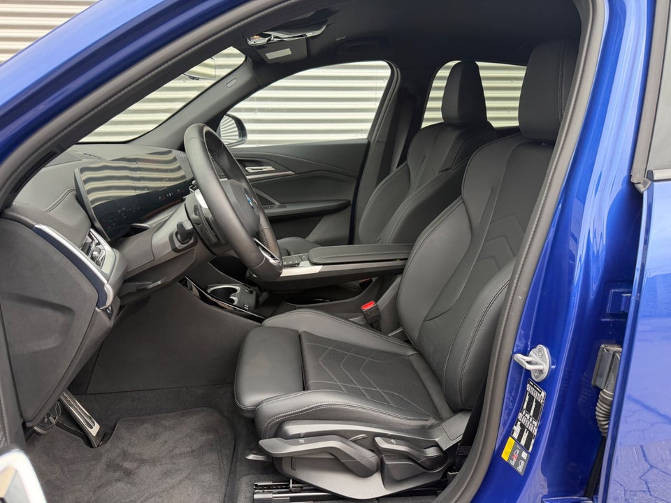 BMW iX2 eDrive20 Fully Charged M-Sport 5d