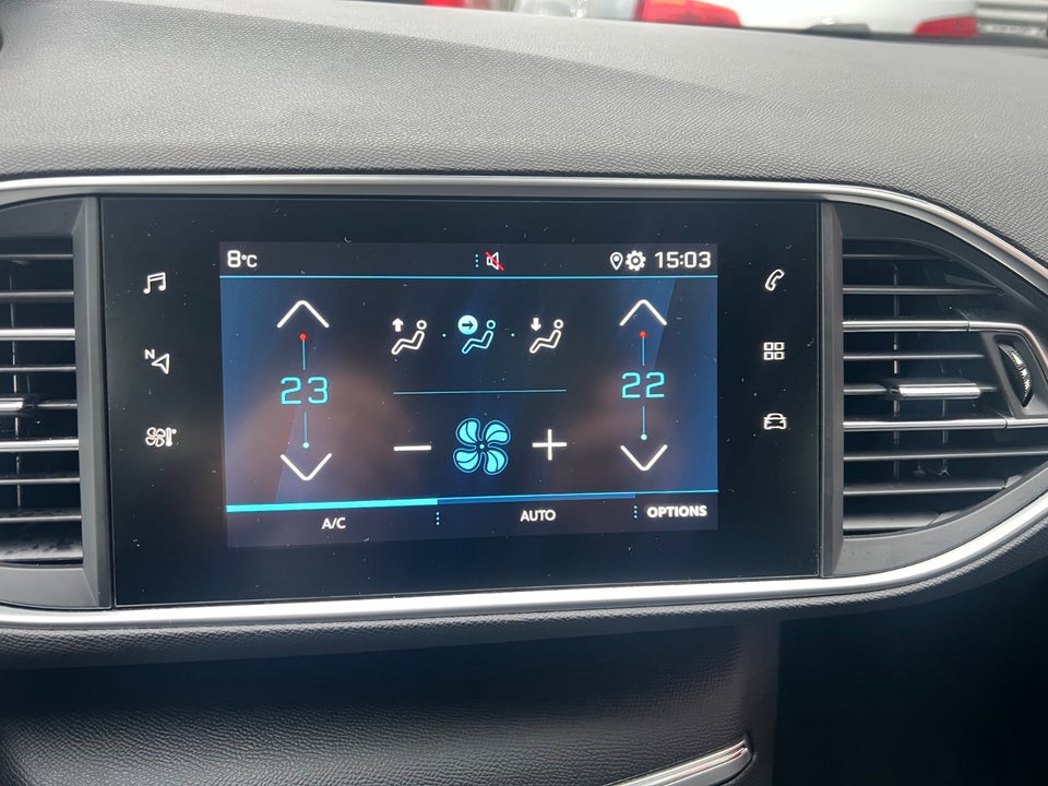 Peugeot 308 1,5 BlueHDi 130 Style SW 5d