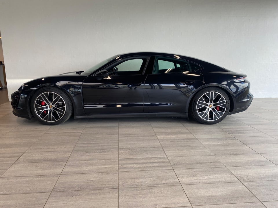 Porsche Taycan 4S Performance+ 4d
