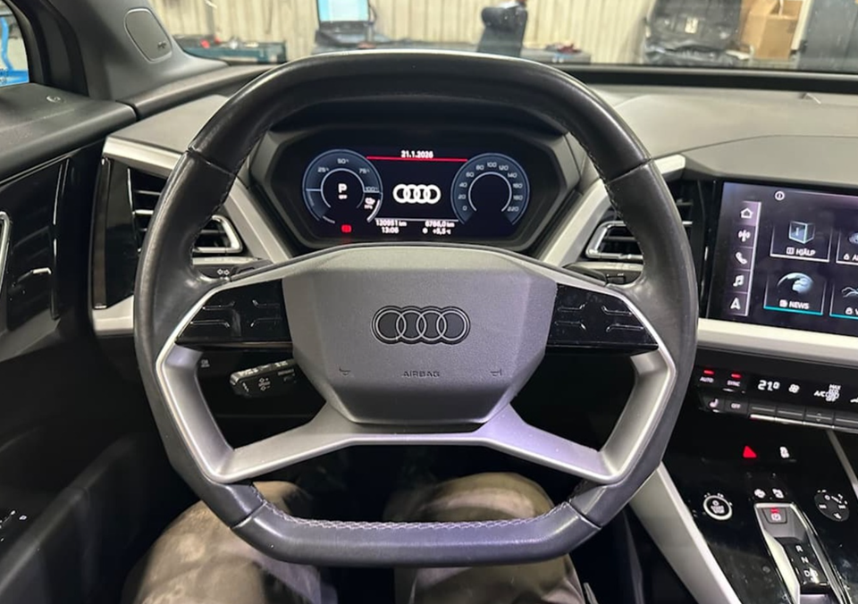 Audi Q4 e-tron 40 Advanced 5d