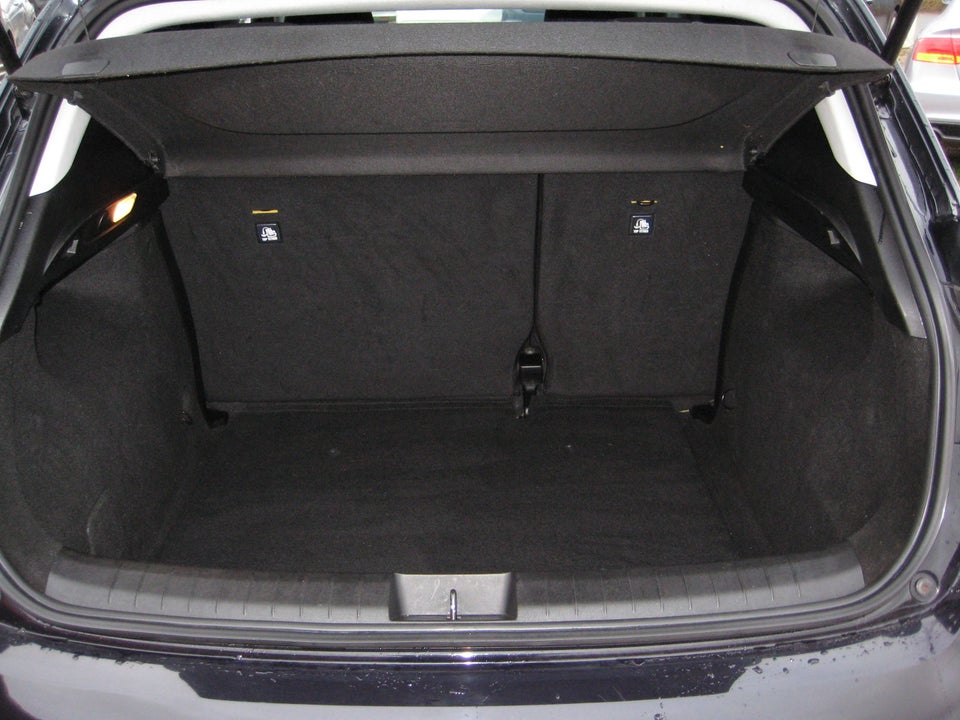 Fiat Tipo 1,4 16V Lounge 5d