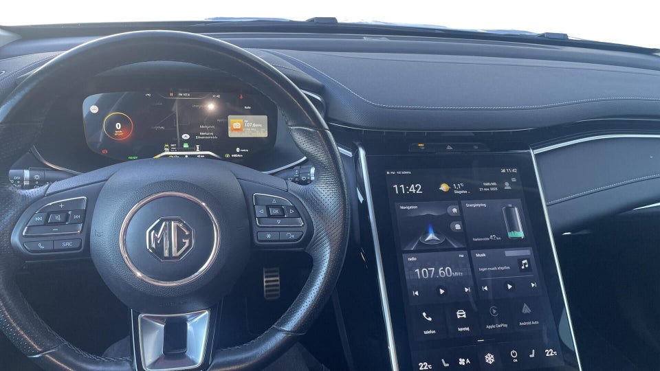 MG Marvel R Luxury 5d