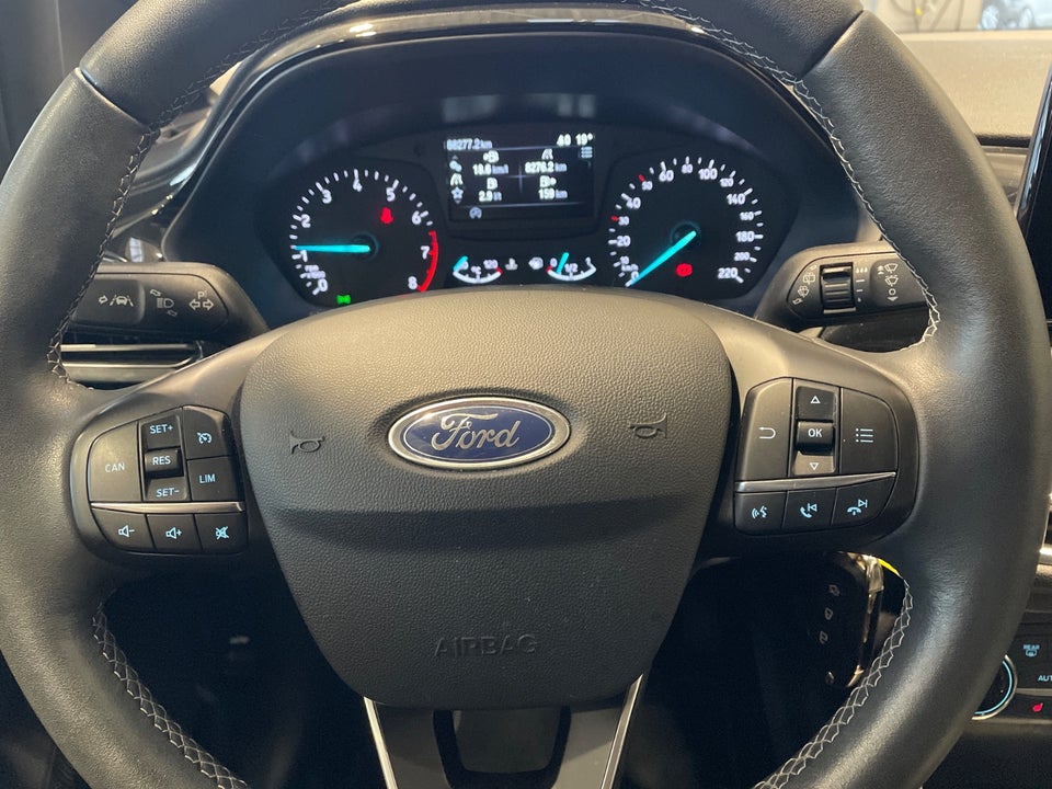 Ford Fiesta 1,0 EcoBoost mHEV Titanium 5d