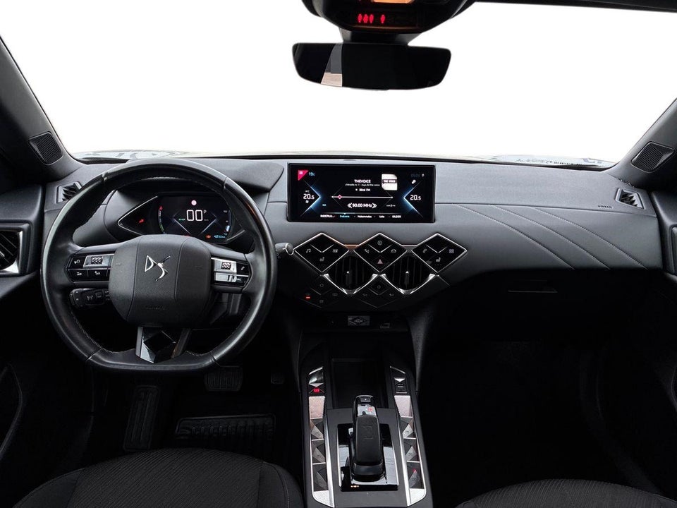 DS DS 3 CrossBack 50 E-Tense Chic 5d