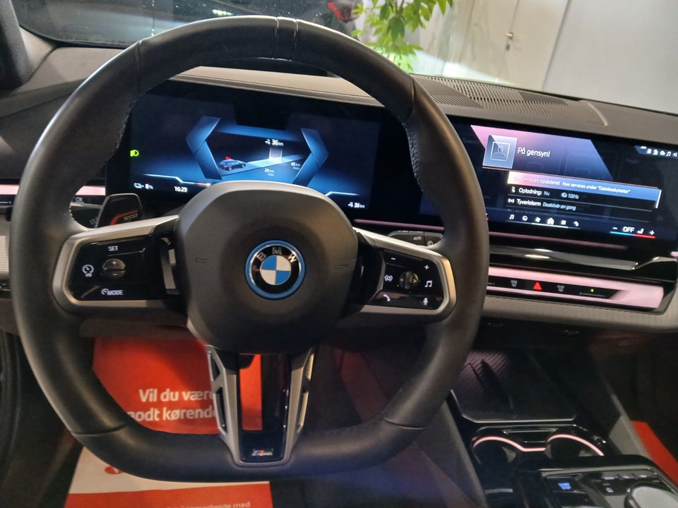 BMW i5 eDrive40 Touring Fully Charged 5d