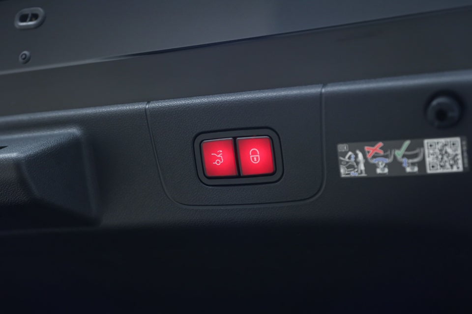 Mercedes CLA250+ EQ AMG Premium 4d