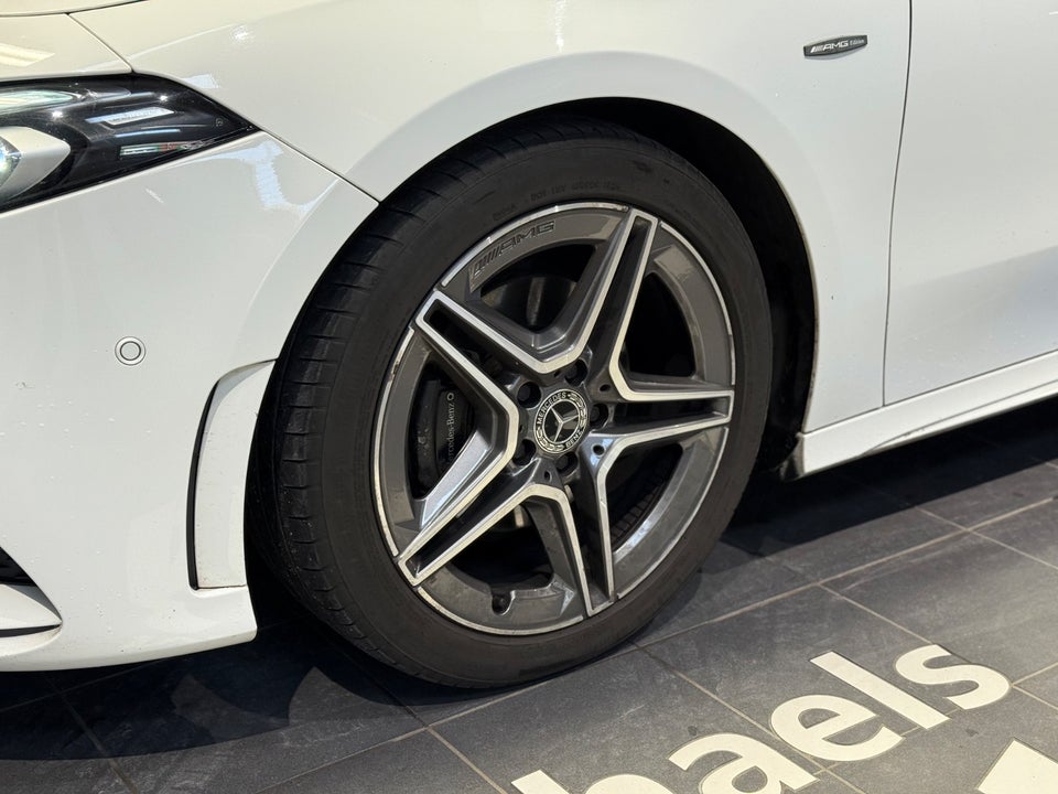 Mercedes A200 d 2,0 AMG Line aut. 5d