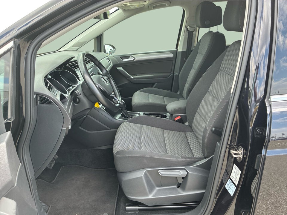 VW Touran 1,5 TSi 150 Comfortline Family DSG 7prs 5d