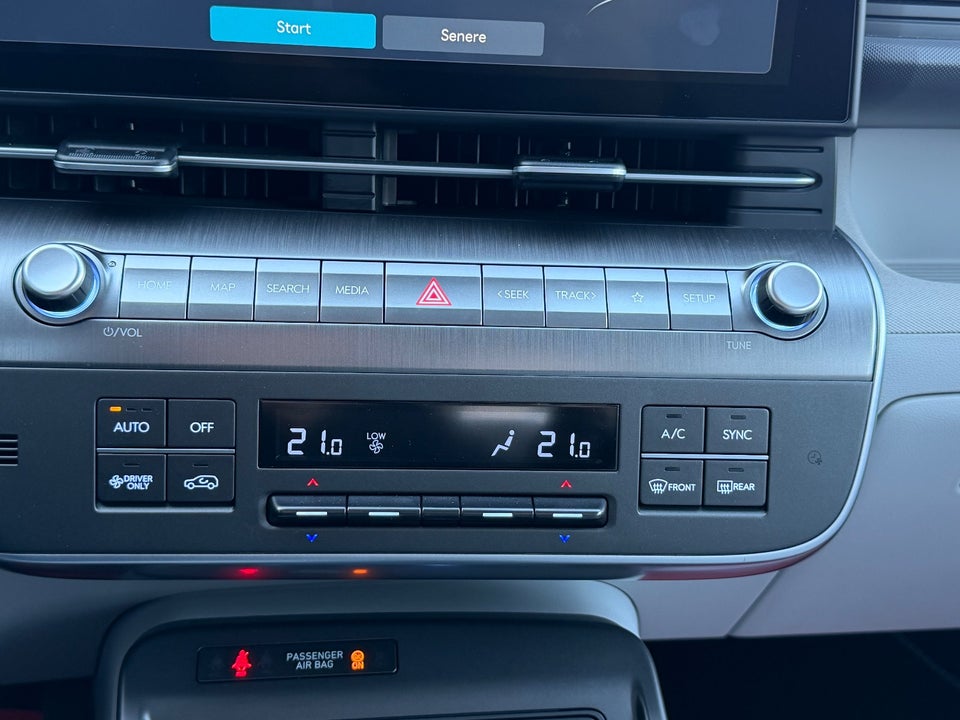 Hyundai Kona 48 EV Essential 5d