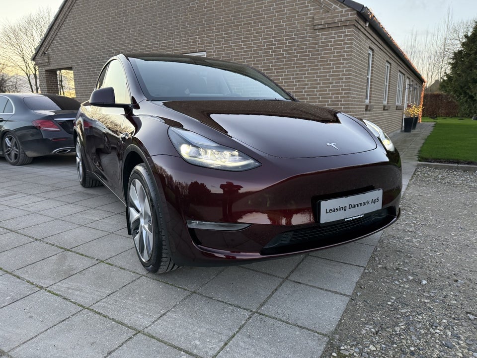 Tesla Model Y Long Range AWD 5d