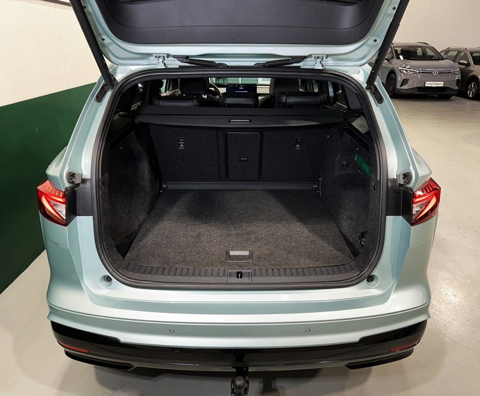 Skoda Enyaq 80x iV Founders Edition 5d