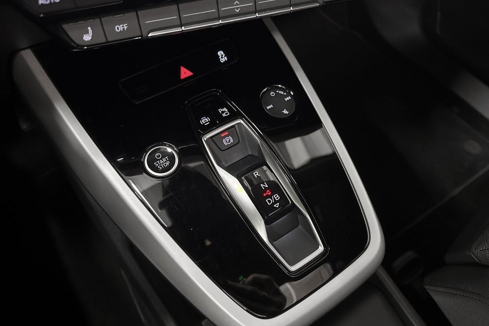 Audi Q4 e-tron 45 Progress 5d