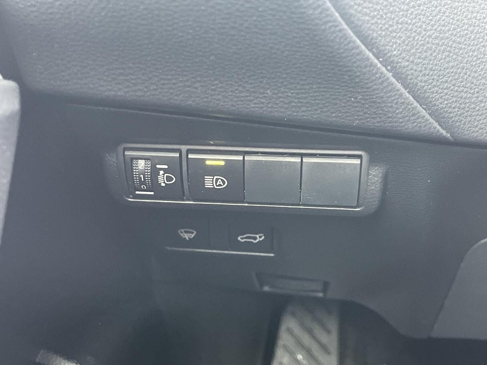 Toyota Corolla Cross 2,0 Hybrid Style Comfort CVT 5d